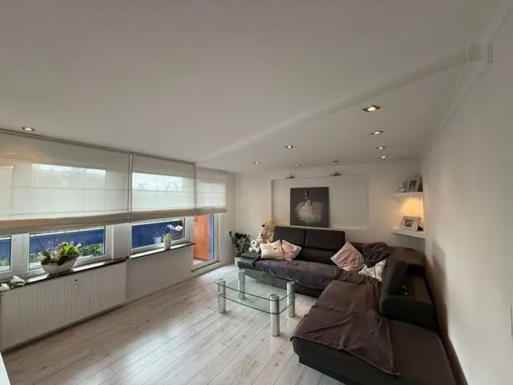 Mieszkanie 4-pokojowe, 68,9 m², Wrocław, Kozanów